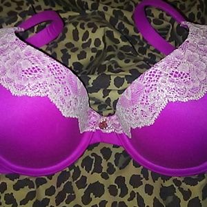 Nwot Victorias Secret bra Size 32C